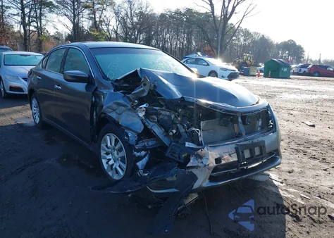 2015 Nissan Altima 2.5/2.5 S/2.5 Sl/2.5 Sv z USA, uszkodzony, nr VIN 1N4AL3AP8FN326851